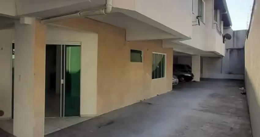 Apartamento dois quartos, térreo no fiuza lima , itajaí