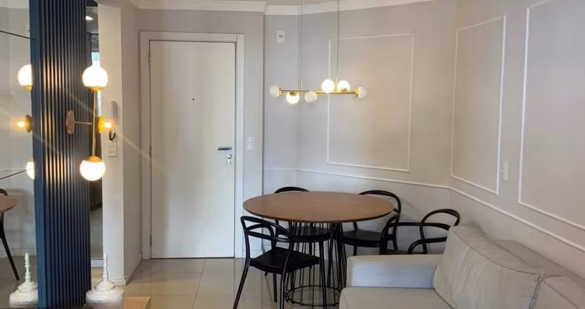 Apartamento finamente mobiliado, próximo à Beira Rio