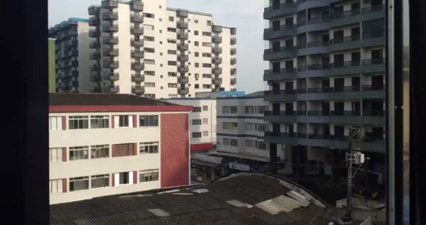 Lindo apartamento todo reformado com vaga de garagem, ocian - praia grande,sp