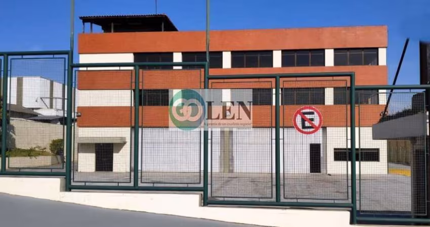 Galpão para Venda em Arujá, Centro Industrial de Arujá, 9 dormitórios, 8 suítes, 10 banheiros, 10 vagas