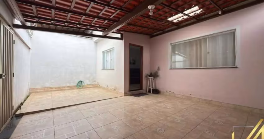 Casa com 2 quartos à venda no Satélite, Conselheiro Lafaiete 