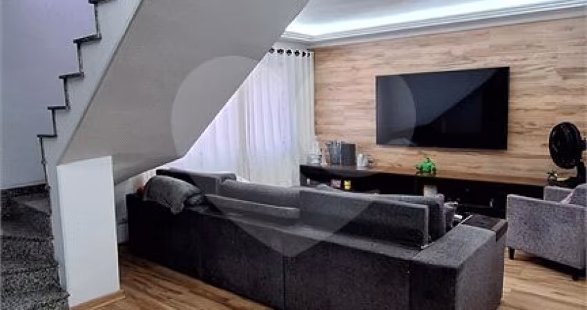 Casa à venda em condomínio fechado – Vila Maria