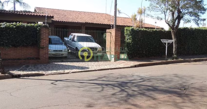 Casa à venda 4 Quartos, 1 Suite, 2 Vagas, 456M², Jardim Tabapuã, Londrina - PR