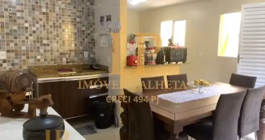 Casa, 3 suítes, 2 vagas de garagem no Manoa, Lot Monte Sinai