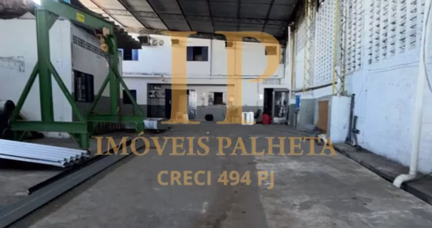 Aluga-se galpão 650m², com mezanino, escritório, na raíz.