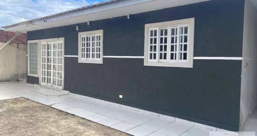 Casa para Venda em Guaratuba, Cohapar, 4 dormitórios, 1 banheiro, 6 vagas