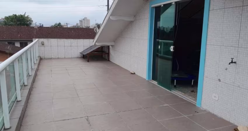 Sobrado para Venda em Guaratuba, Cohapar, 3 dormitórios, 1 suíte, 2 banheiros, 5 vagas