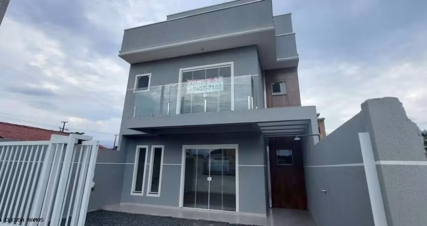 Sobrado para Venda em Guaratuba, Balneário Nereidas, 3 dormitórios, 1 suíte, 3 banheiros, 4 vagas