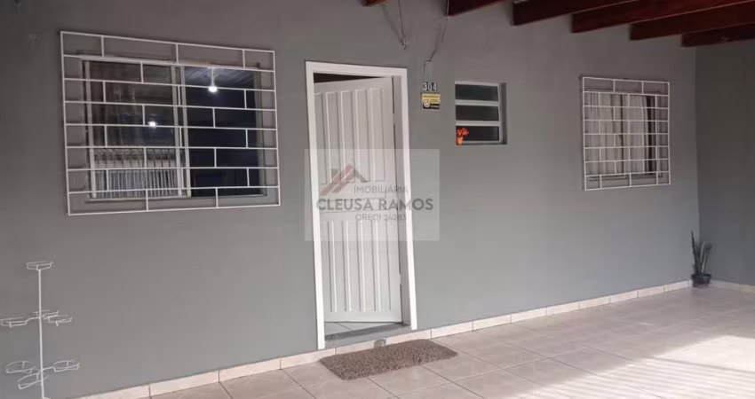 Casa para Venda em Guaratuba, Mirim, 2 dormitórios, 1 suíte, 2 banheiros, 2 vagas