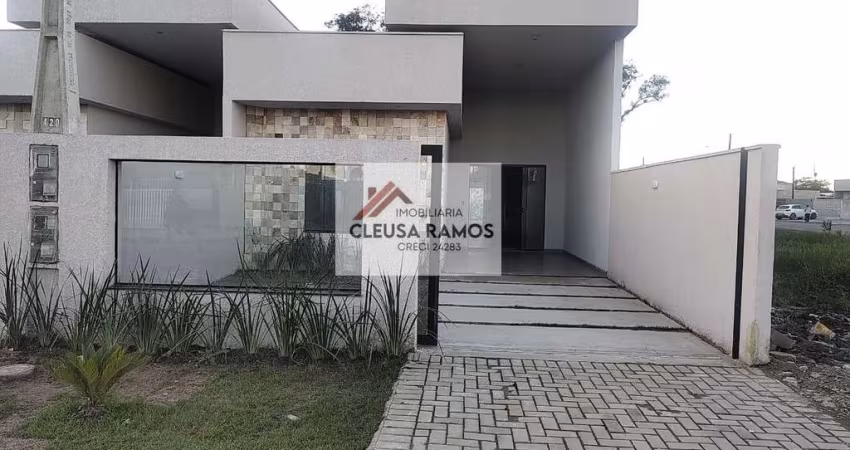 Casa para Venda em Guaratuba, Cohapar, 3 dormitórios, 1 suíte, 2 banheiros, 2 vagas