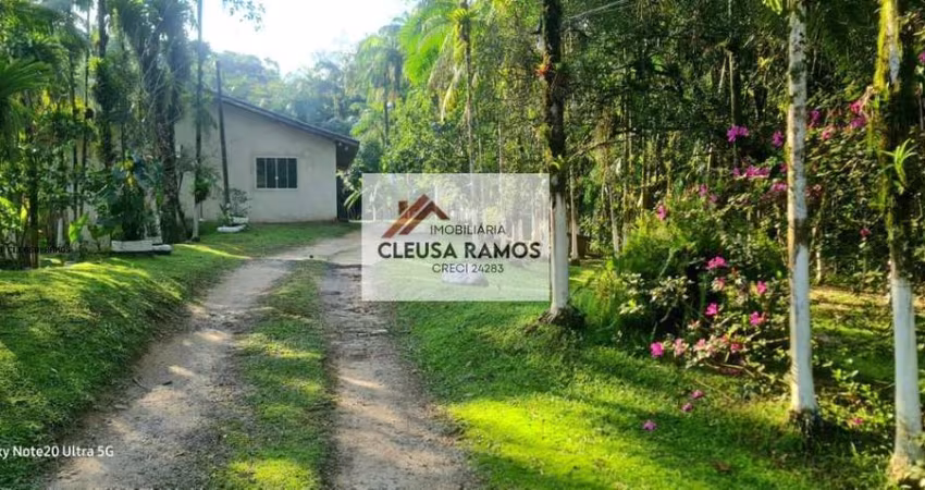 Chácara para Venda em Guaratuba, Pedra Branca do Araraquara, 3 dormitórios, 1 suíte, 2 banheiros