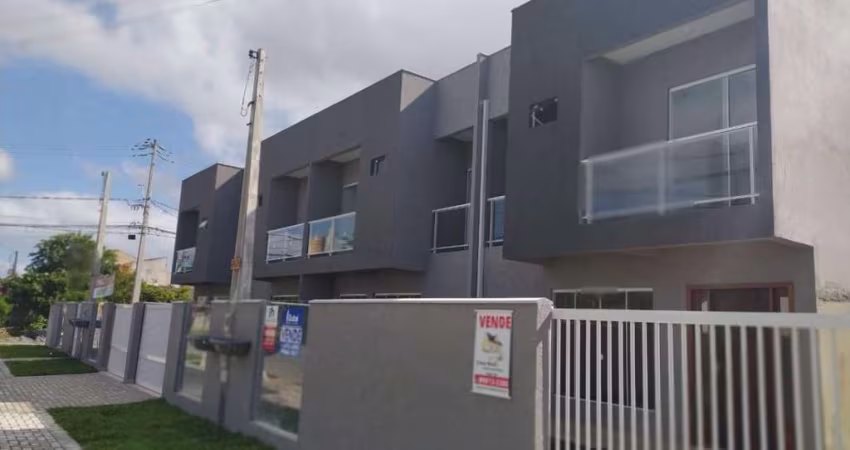 Sobrado para Venda em Guaratuba, Balneário Eliana, 3 dormitórios, 1 suíte, 2 banheiros, 2 vagas