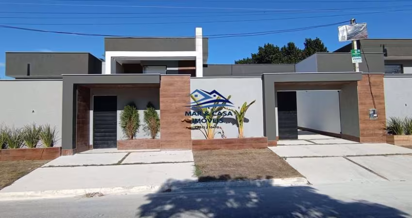 Casa dos sonhos com piscina na  Praia de Itaipuaçu, em Maricá-RJ