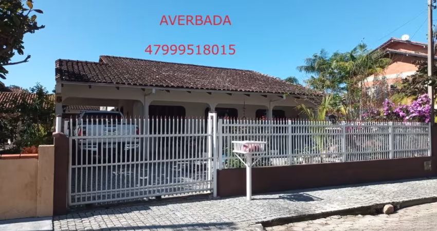 Linda Casa Averbada em Itaguaçú à 250m do mar.