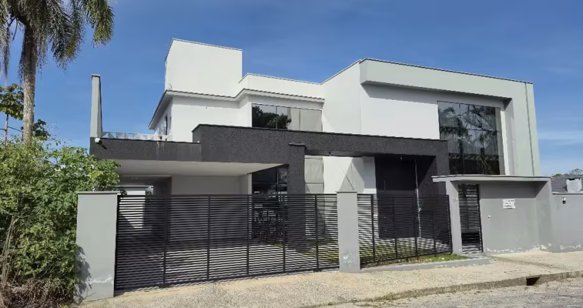 Residência alto padrão averbada na praia de itaguaçu – são francisco do sul/sc