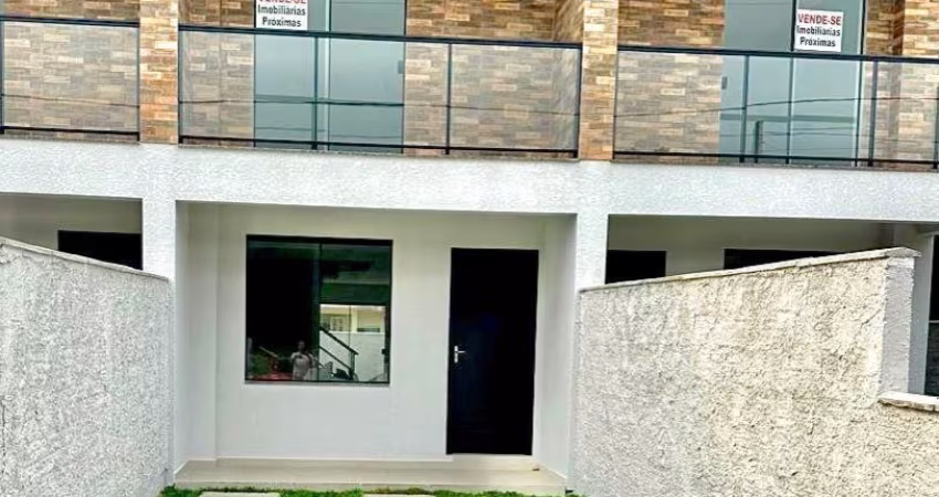 Sobrado a venda em Loteamento com valor de oportunidade - 02 Suítes - Rio Vermelho