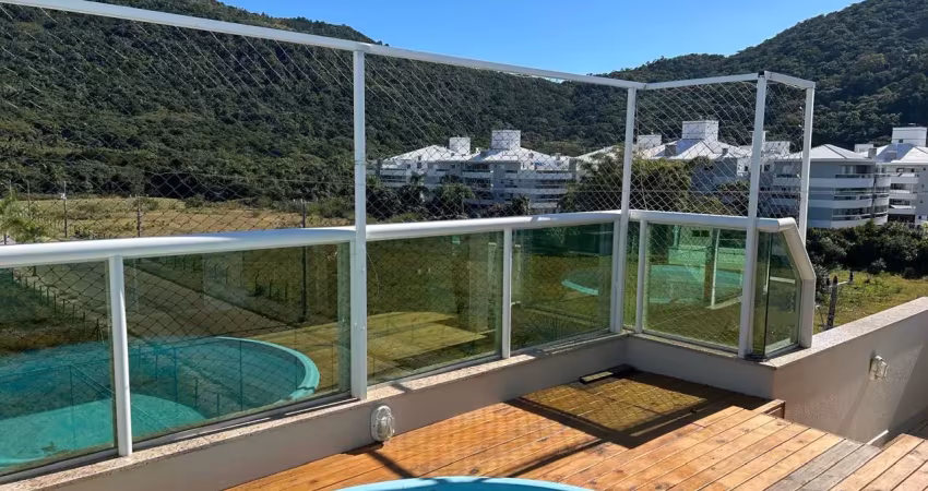 Ampla cobertura com 04 dormitórios em zona nobre na praia dos ingleses