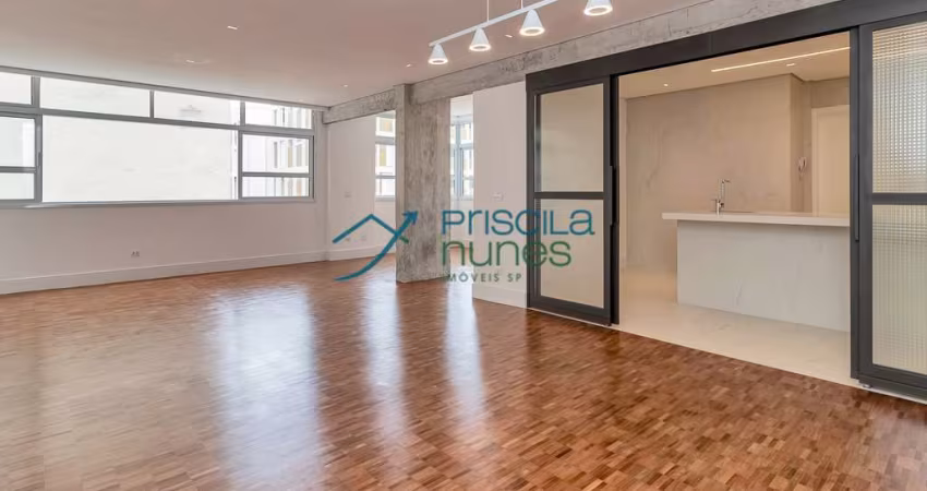 Apartamento com 3 suítes no Jardim América Reformado