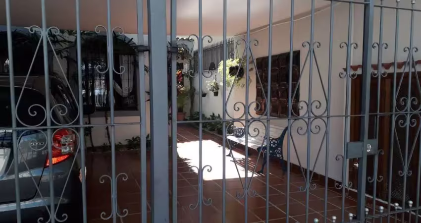 Sobrado em santo amaro a venda com 3 suites e 2 vagas em 175m²