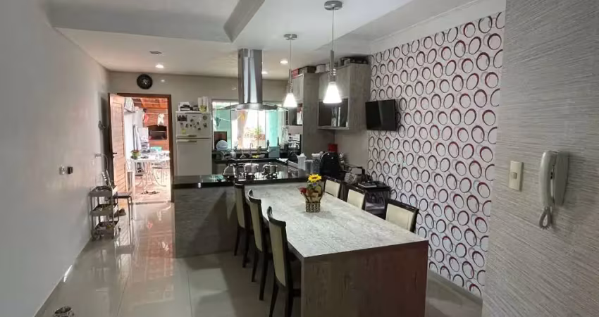 Casa com 3 quartos à venda na Rua Tiradentes, 166, Vila Assunção, Santo André
