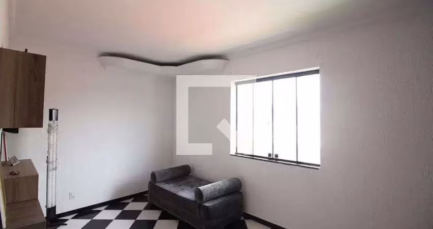 Casa com 3 quartos à venda na Rua Marcos Luís Sposaro, 98, Nova Petrópolis, São Bernardo do Campo