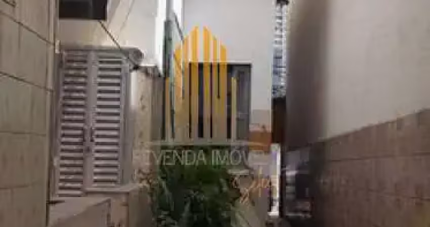 Imperdível à venda de 4 sobrados, 1 sala comercial na frente em barra funda sobrado residencial de 3