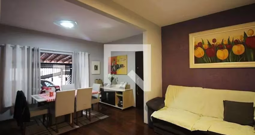 Casa com 3 quartos à venda na Rua Marisa Prado, 14, Nova Petrópolis, São Bernardo do Campo