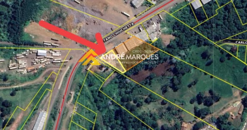 TERRENO NO CONTORNO NORTE
