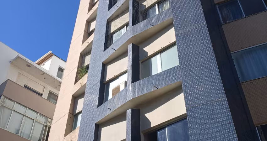 Vista Mar , 3 quartos com dependência