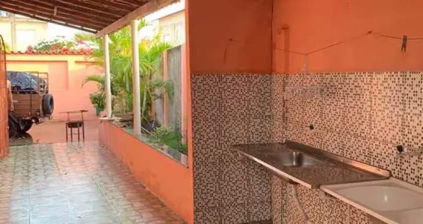 Casa com 4 quartos à venda na Erotildes Gomes De Souza, 641, Itaoca, Itapemirim