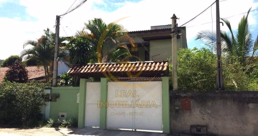 Casa para Venda em Niterói, Piratininga, 3 dormitórios, 1 suíte, 2 vagas