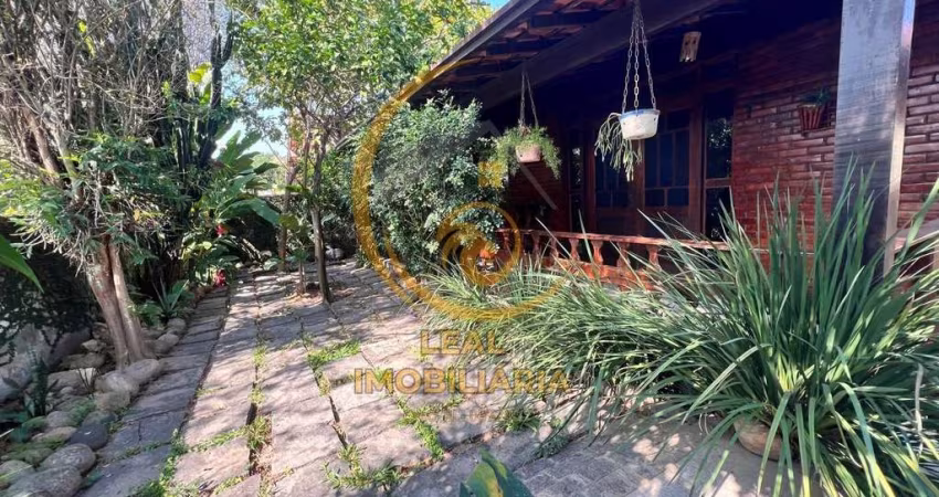 Casa para Venda em Niterói, Serra Grande, 4 dormitórios, 3 suítes, 5 banheiros, 5 vagas