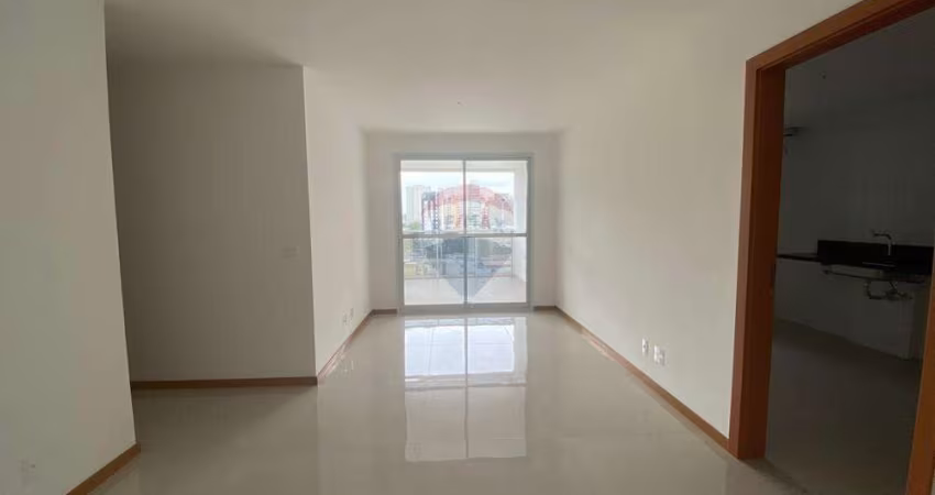 Apartamento Novo e  Moderno em Santa Lucia, 3 Quartos, 3 Vagas
