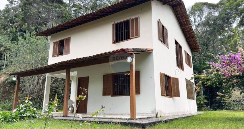Casa Duplex 3 Quartos com Vista para Pedra Azul