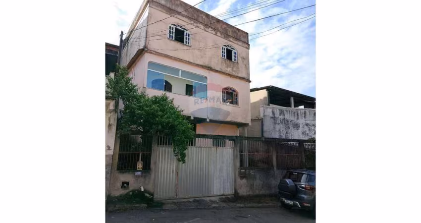 CASA ESPAÇOSA, DUPLEX, EM JOANA DAR´C COM VISTA
