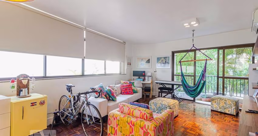 Apartamento à Venda - Moema, 2 Quartos,  120 m2