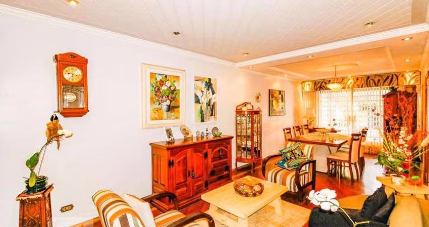 Casa à Venda - Campo Belo, 3 Quartos,  215 m2