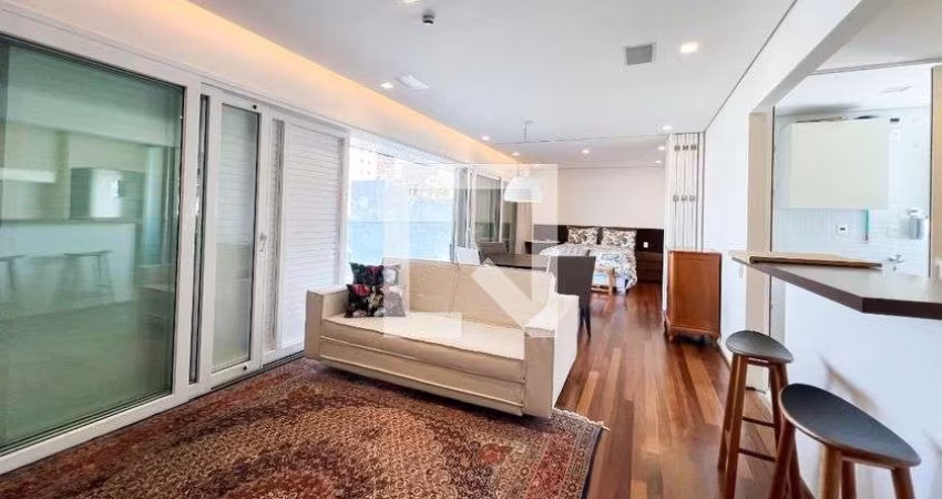 Apartamento à Venda - Vila Olímpia, 1 Quarto,  75 m2