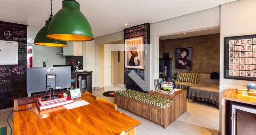 Apartamento à Venda - Vila Olímpia, 1 Quarto,  74 m2