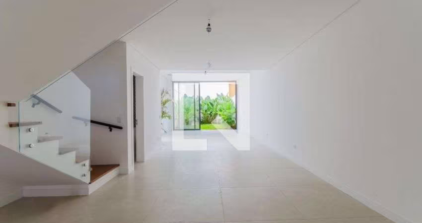 Casa à Venda - Vila Mariana, 3 Quartos,  216 m2