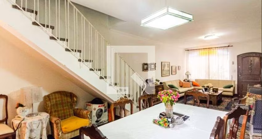 Casa à Venda - Moema, 3 Quartos,  210 m2