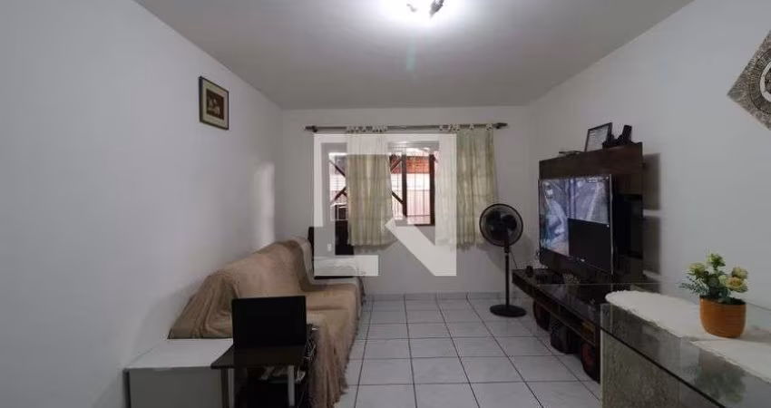 Casa à Venda - Jardim Marajoara , 2 Quartos,  184 m2