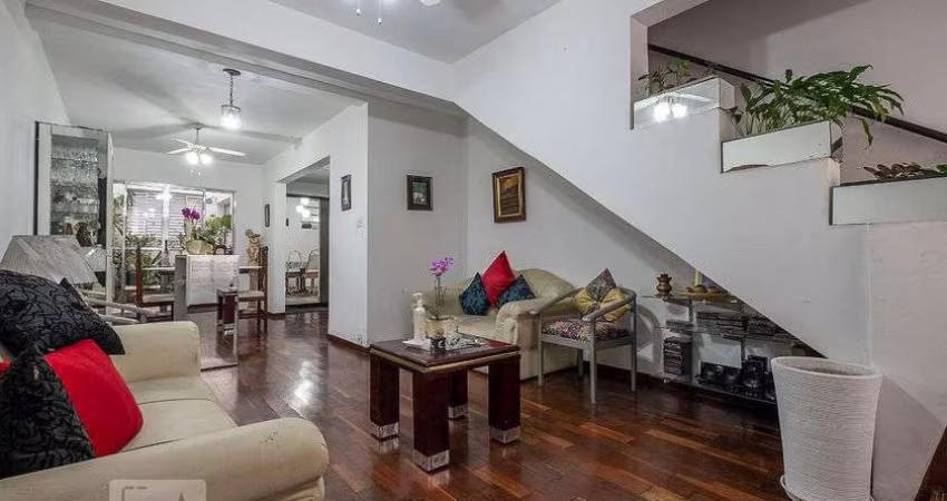 Casa à Venda - Pinheiros, 4 Quartos,  183 m2