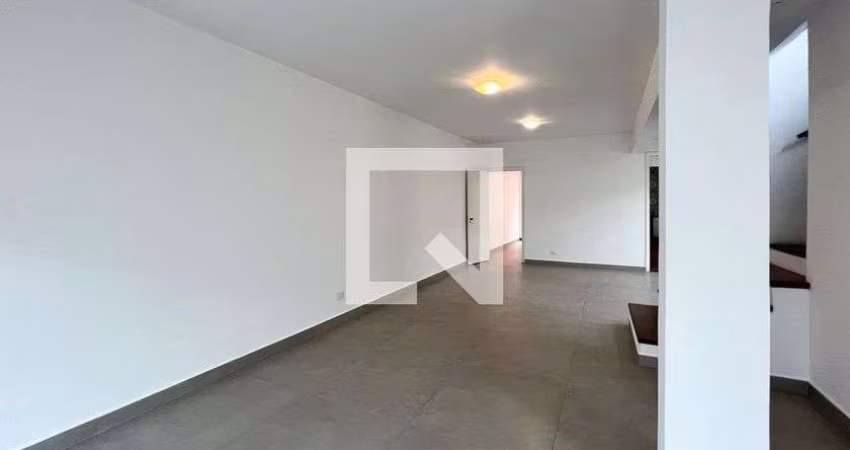 Casa à Venda - Moema, 3 Quartos,  150 m2