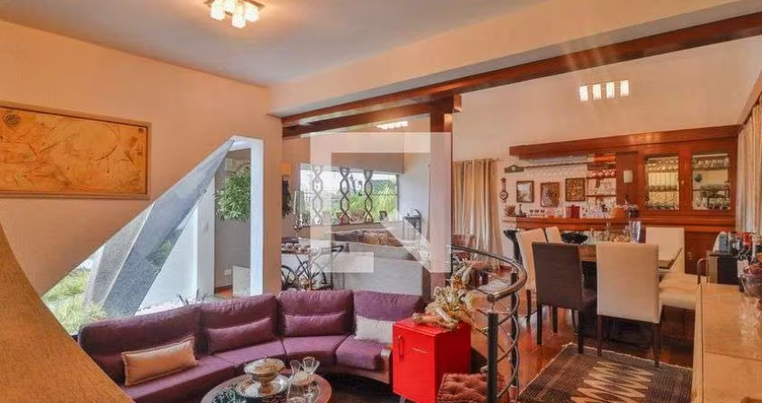 Casa à Venda - Jardim Marajoara , 4 Quartos,  400 m2