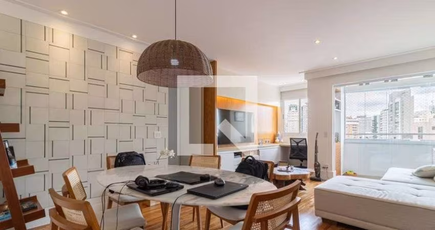 Apartamento à Venda - Vila Olímpia, 2 Quartos,  70 m2