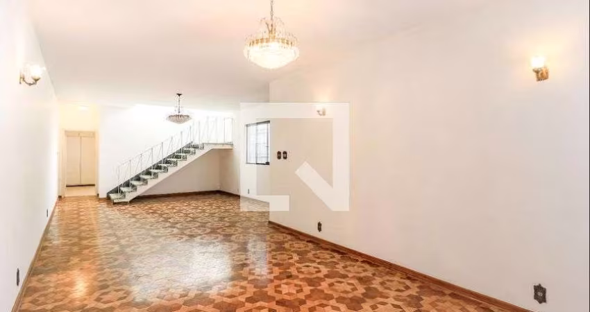 Casa à Venda - Campo Belo, 3 Quartos,  223 m2