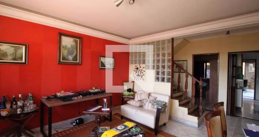 Casa à Venda - Jardim Marajoara , 3 Quartos,  190 m2