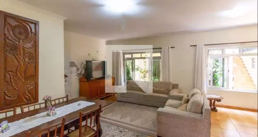 Casa com 4 quartos à venda na Rua Queimada Grande, 13, Vila Romana, São Paulo