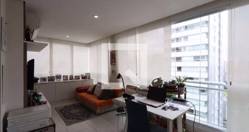 Apartamento à Venda - Vila Mariana, 2 Quartos,  69 m2
